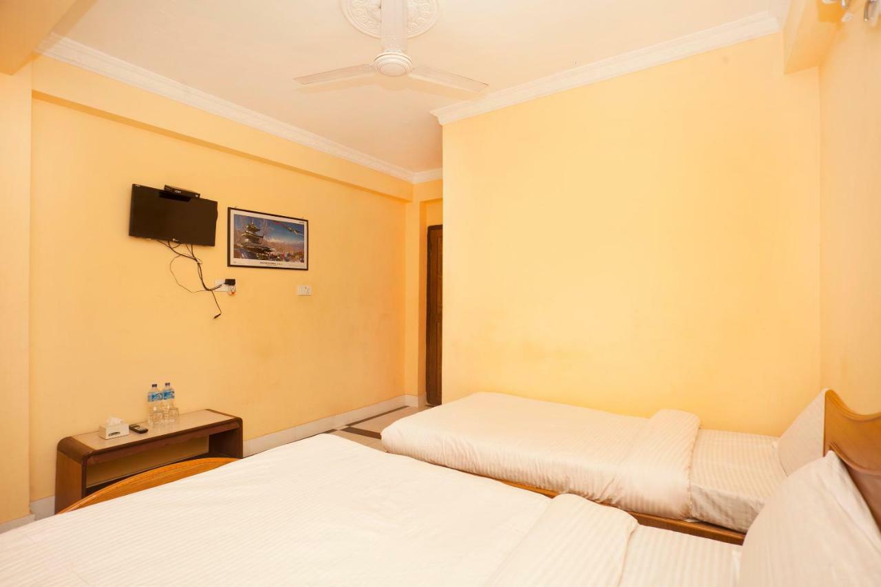 קטמנדו Spot On 397 Hotel Triveni Guest House מראה חיצוני תמונה