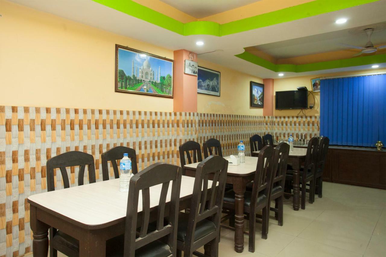 קטמנדו Spot On 397 Hotel Triveni Guest House מראה חיצוני תמונה